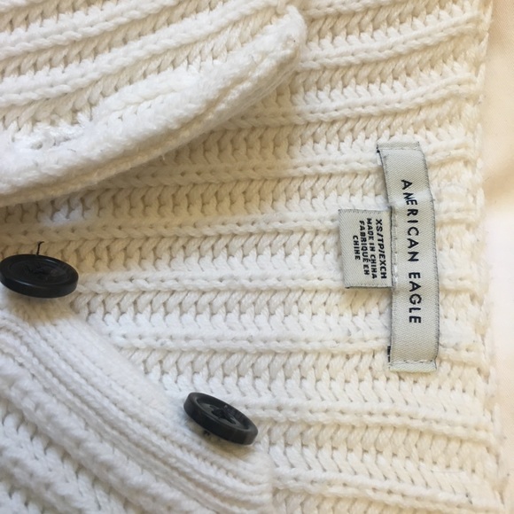 American Eagle outfitters white sweater - Picture 4 of 5